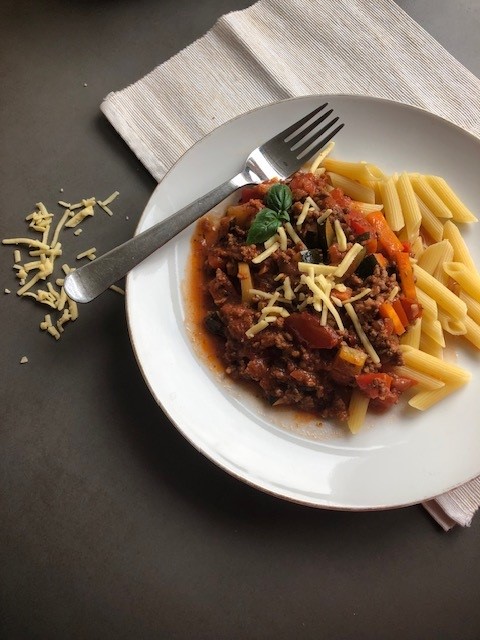 Altijd-goed-pasta met rode saus
